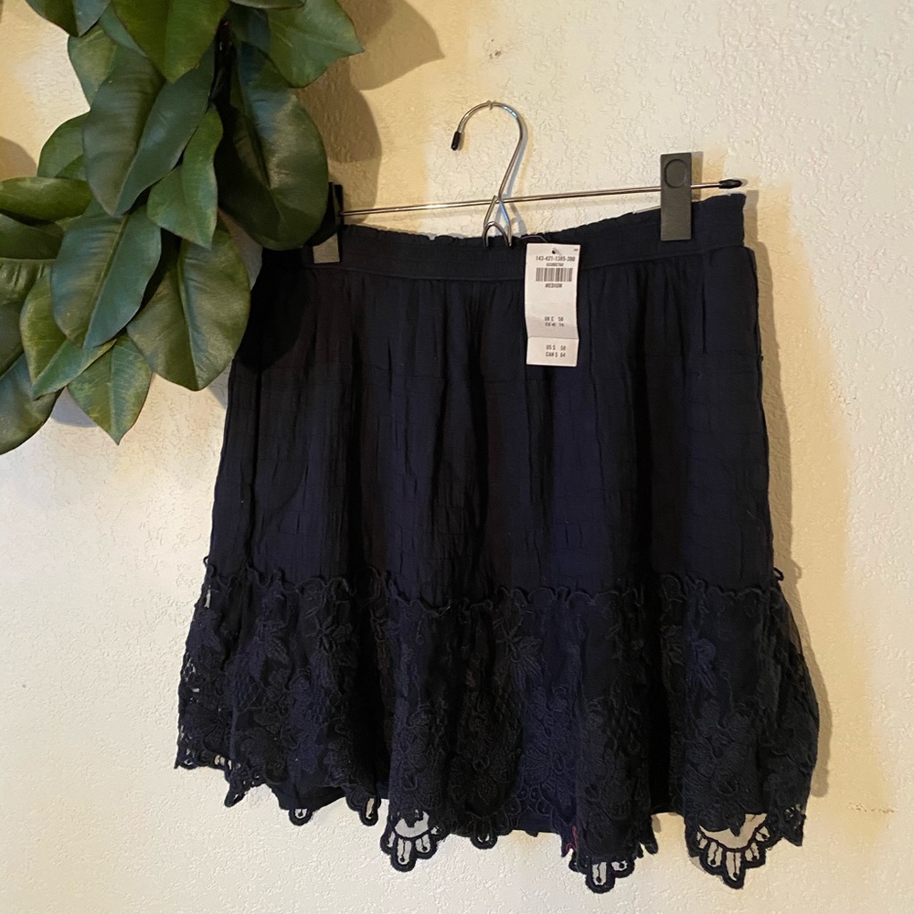Abercrombie NWT Navy Lace Skirt